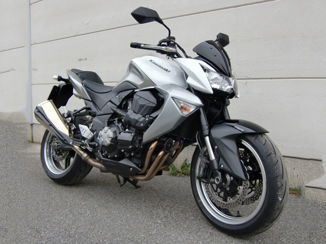 2003-2006 Kawasaki Z1000 Motorcycle Fairings - Silver